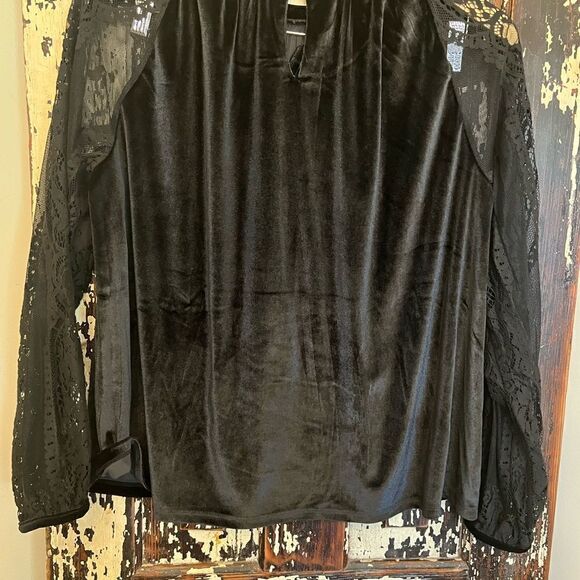 Women’s Broadway Black Blouse.  Size XL. - Picture 2 of 6